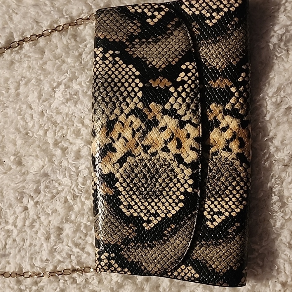 Halogen Purse